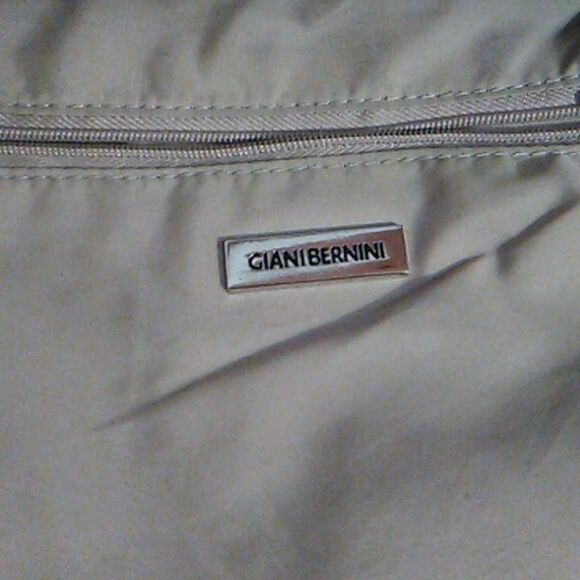 Giani Bernini Red Crossbody Bag - Picture 6 of 12